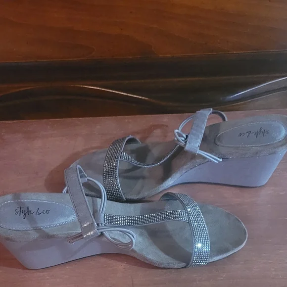 Style & Co Wedge Sandals - Picture 5 of 9